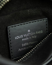 Load image into Gallery viewer, Supreme x Louis Vuitton Danube Black Bag Tag