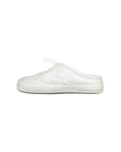 Load image into Gallery viewer, Margiela Paris Puffer Sandals White Samples Right Inside