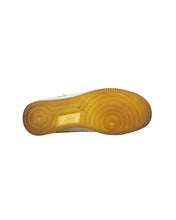 Load image into Gallery viewer, Nike AF1 Taiwan 2001 right Bottom Japan 
