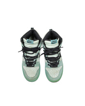 Load image into Gallery viewer, Nike Pro Sb High Sea Crystal Size 9 Top
