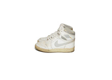 Load image into Gallery viewer, Nike Air Jordan 1 1985 Natural Grey Right Left of Sneaker