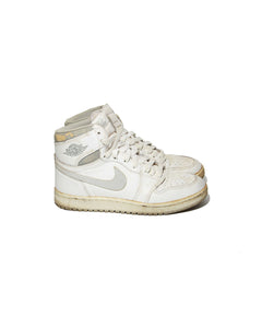 Nike Air Jordan 1 1985 Natural Grey Right Side of Sneaker
