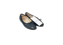 Load image into Gallery viewer, Chanel Womens Ballet Flats Navy With Shop Tag