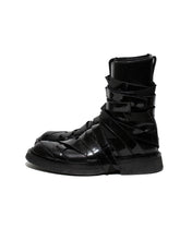 Load image into Gallery viewer, Dior Lumiere Du Nord Black Patent Leather Boots Left