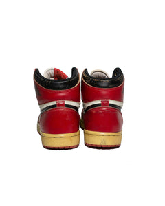 Nike Air Jordan 1 1985 Chicago Back Side of Sneaker