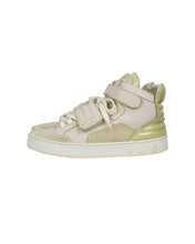 Load image into Gallery viewer, Louis Vuitton Creme Jasper Size LV 6 Left Side