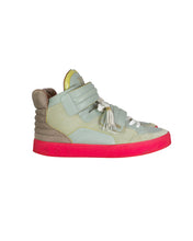 Load image into Gallery viewer, Louis Vuitton Kanye West Patchwork Jaspers LV 10 