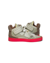 Load image into Gallery viewer, Louis Vuitton Kanye West Sample Patchwork Jaspers Size 9 Left Inside
