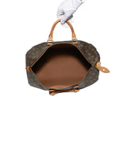 Load image into Gallery viewer, Vintage Louis Vuitton Speedy 40 VI 882 Inside