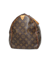 Load image into Gallery viewer, Vintage Louis Vuitton Speedy 40 VI 882 Left Corner
