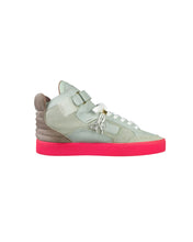 Load image into Gallery viewer, Louis Vuitton Kanye West Patchwork Jaspers Size LV 9 With Cut Straps Left Inside