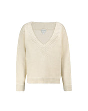 Load image into Gallery viewer, Bottega Veneta Chunky Knitted V Neck Sweater 