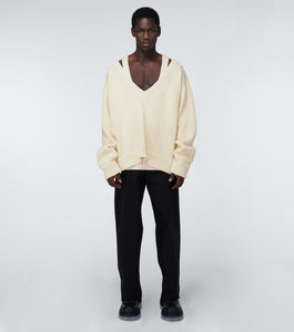 Bottega Veneta Chunky Knitted V Neck Sweater Model