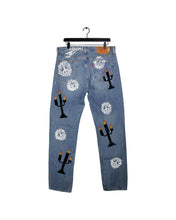 Load image into Gallery viewer, Levis x Denim Tears x Virgil Abloh Denim Size 34 Back