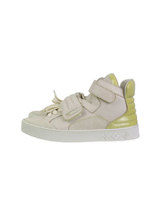 Louis Vuitton Creme Jaspers LV 6.5 Left Side
