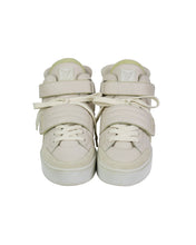 Load image into Gallery viewer, Louis Vuitton Kanye West Creme Jaspers LV 5.5 Front View 