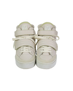 Louis Vuitton Kanye West Creme Jaspers LV 5.5 Front View 