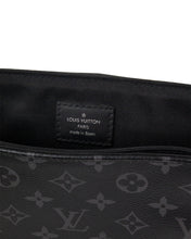 Load image into Gallery viewer, Louis Vuitton District Messenger Black Side Bag Brand Stamp