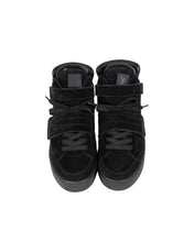 Load image into Gallery viewer, Louis Vuitton Kanye West Black Jaspers LV 10 Front 