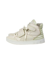 Load image into Gallery viewer, Louis Vuitton Kanye West Creme Jaspers Size LV 8.5 Left Side 