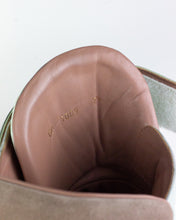 Load image into Gallery viewer, Louis Vuitton Kanye West Patchwork Jasper Size LV 7.5 Paris Serial Code
