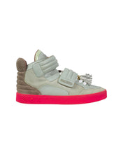 Load image into Gallery viewer, Louis Vuitton Kanye West Patchwork Jaspers Size LV 10 Right  